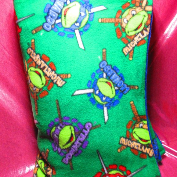 Teenage Mutant Ninja Turtles 86" x 58" Fleece Blanket - Picture 2 of 3